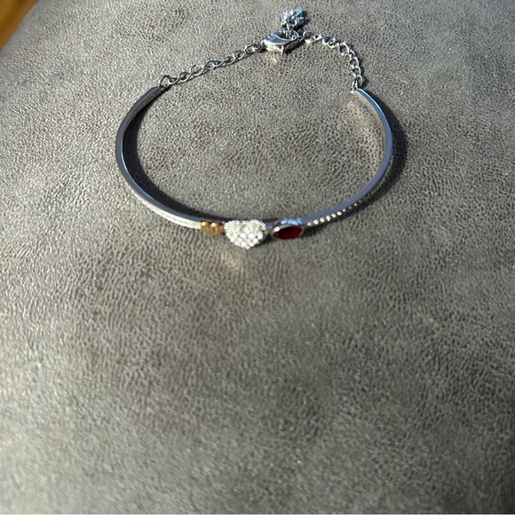 Swarovski Duo Heart Bangle Gold,Silver, Red Stone - Picture 5 of 7